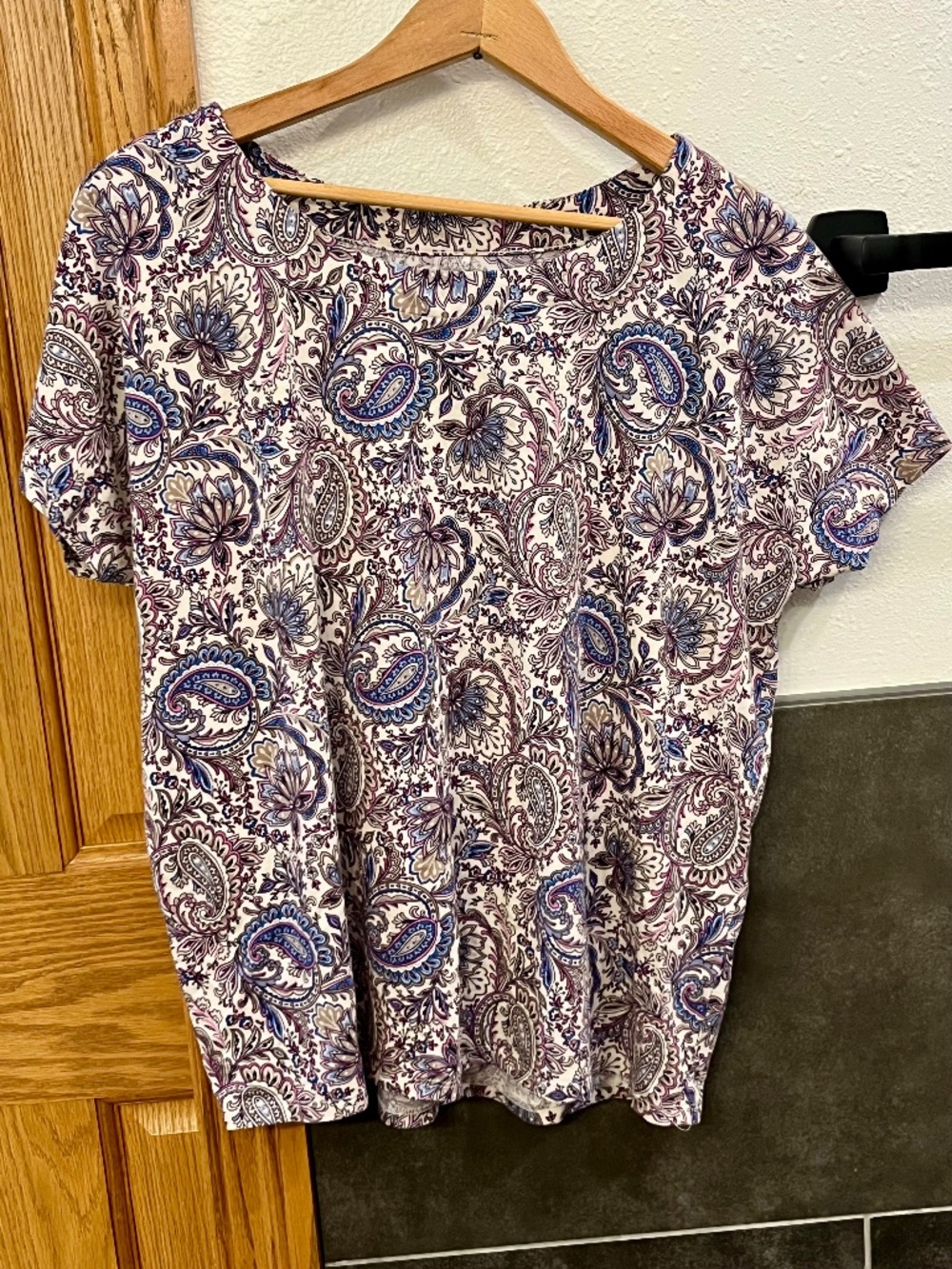 J Jill Luxe Supima Scoop Neck Tee Purple Paisley Cotton Shirt Size Medium
